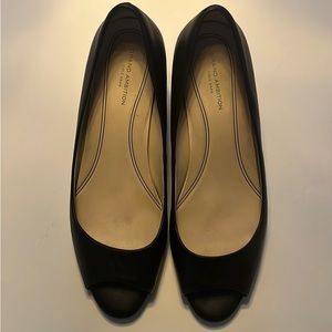 Cole Haan Grand Ambition Black Leather Wedges size 9B